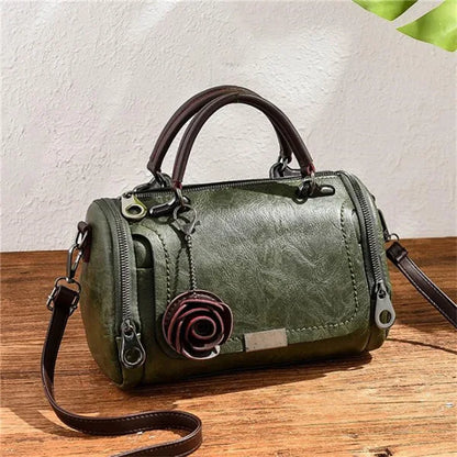 Fashion Women Shoulder Bag with Flower Pendant
