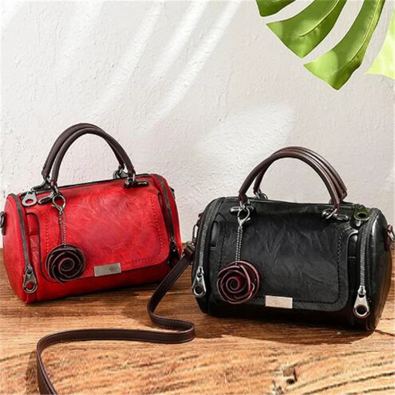 Fashion Women Shoulder Bag with Flower Pendant
